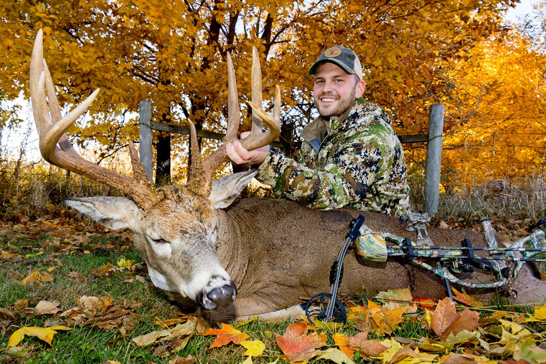 2022 Whitetail Hunting Photos From Hadley Creek Outfitters In Illinois